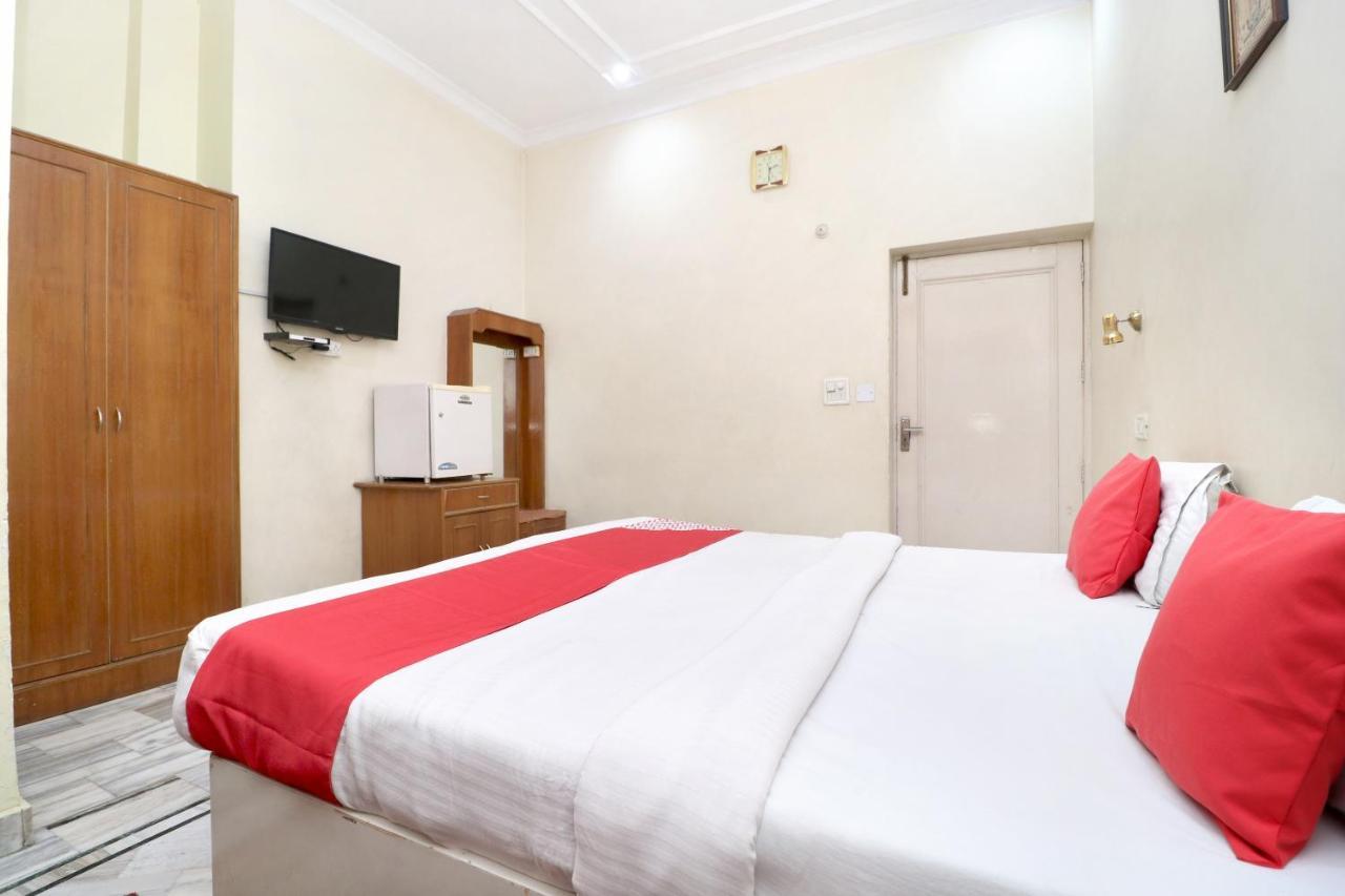 Oyo 24073 Hotel Hari Darshan Amritsar Exterior foto