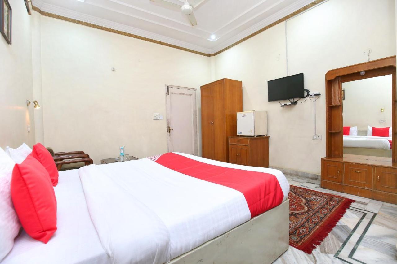Oyo 24073 Hotel Hari Darshan Amritsar Exterior foto