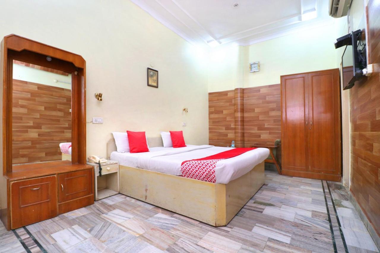Oyo 24073 Hotel Hari Darshan Amritsar Exterior foto